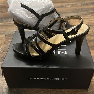 Naturalizer Black Strappy Slingback Sandals